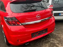 Rot Gebraucht 2007 Opel Astra GTC OPC Coupé | 1.999 €