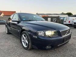 Blau Gebraucht 2003 Volvo S80 Limousine | 750 €