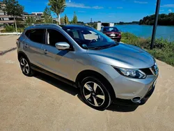 Grau Gebraucht 2016 Nissan Qashqai N-Connecta SUV | 8.990 € (Superpreis)