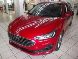 Rot Gebraucht 2022 Ford Focus Style Limousine | 16.490 € (Guter Preis)