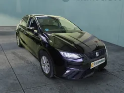 Schwarz Gebraucht 2023 Seat Ibiza Style Limousine | 16.929 € (Fairer Preis)