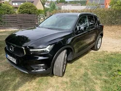 Schwarz metallic Gebraucht 2019 Volvo XC40 Pro SUV | 31.950 € (Etwas zu teuer)