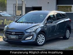 Grau Gebraucht 2017 Hyundai i30 Classic Kombi | 5.799 € (Guter Preis)