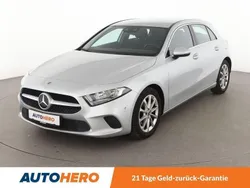 Grau Gebraucht 2020 Mercedes A160 Progressive Limousine | 19.450 € (Superpreis)