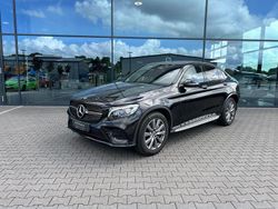 Schwarz Gebraucht 2018 Mercedes GLC250 AMG line Limousine | 37.990 € (Teuer)