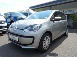 Silber Gebraucht 2014 VW up! move up! Kleinwagen | 6.490 € (Fairer Preis)