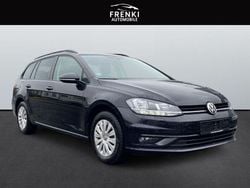 Deep black perleffekt Gebraucht 2019 VW Golf VII Kombi | 12.499 € (Fairer Preis)