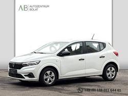 Weiß Gebraucht 2022 Dacia Sandero Essentiel Limousine | 10.900 € (Fairer Preis)