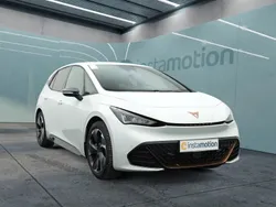 Weiß Gebraucht 2024 Cupra Born Kleinwagen | 34.250 € (Guter Preis)