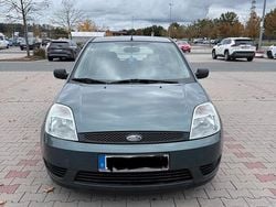 Grün Gebraucht 2002 Ford Fiesta Kleinwagen | 900 € (Guter Preis)