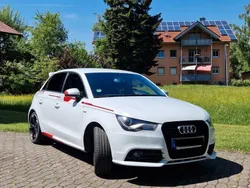 Weiß Gebraucht 2014 Audi A1 Sportback Competition Kleinwagen | 9.800 €