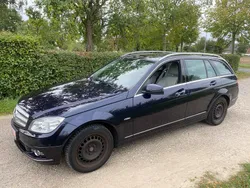 Blau Gebraucht 2010 Mercedes 200 Kombi | 3.950 €
