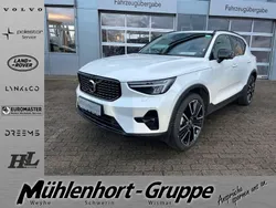 Weiß Gebraucht 2024 Volvo XC40 Ultimate SUV | 39.900 € (Fairer Preis)