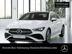 Weiß Gebraucht 2025 Mercedes CLA200 AMG Limousine | 39.390 € (Etwas zu teuer)