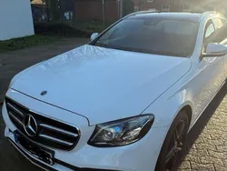 Weiß Gebraucht 2019 Mercedes E220 Kombi | 27.000 € (Superpreis)