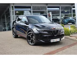 Nero tortona (schwarz) Gebraucht 2025 Alfa Romeo GT Junior Edizione Speciale SUV | 29.990 € (Etwas zu teuer)