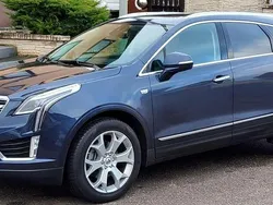 Blau Gebraucht 2019 Cadillac XT5 SUV | 24.900 €