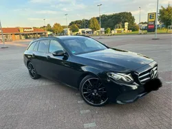 Schwarz Gebraucht 2020 Mercedes E220 Avantgarde Kombi | 20.999 € (Fairer Preis)