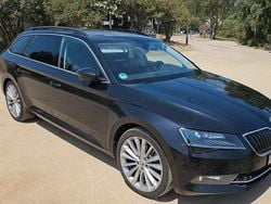 Schwarz Gebraucht 2016 Skoda Superb Ambition Kombi | 12.950 € (Fairer Preis)
