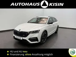 Weiß Gebraucht 2024 Skoda Octavia RS Kombi | 39.599 € (Guter Preis)