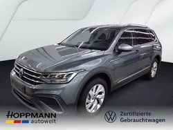 Platinum grey metallic Gebraucht 2024 VW Tiguan Allspace Life SUV | 35.490 € (Superpreis)