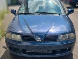 Blau Gebraucht 2002 Mitsubishi Carisma Limousine | 899 € (Guter Preis)