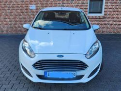 Weiß Gebraucht 2013 Ford Fiesta Champions Edition Kleinwagen | 5.000 € (Guter Preis)