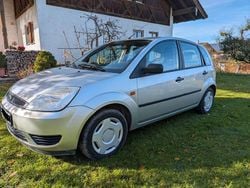 Silber Gebraucht 2005 Ford Fiesta Limousine | 3.200 € (Etwas zu teuer)