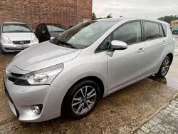 Ultra Gebraucht 2013 Toyota Verso Life Van / Kleinbus | 10.890 € (Guter Preis)
