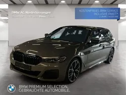 Grau Gebraucht 2022 BMW 530 Shadowline Kombi | 37.990 € (Fairer Preis)