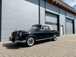 Schwarz Gebraucht 1959 Mercedes 220 Cabrio | 68.000 €