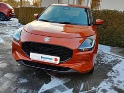 Orange Gebraucht 2024 Suzuki Swift Club Limousine | 15.950 € (Guter Preis)