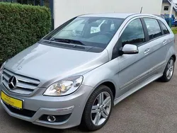 Silber Gebraucht 2011 Mercedes B180 Van / Kleinbus | 3.500 € (Etwas zu teuer)