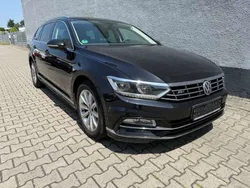 Deep black perleffekt Gebraucht 2017 VW Passat Highline Kombi | 14.200 € (Superpreis)