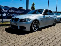 Silber Gebraucht 2007 BMW 325 Limousine | 11.100 €