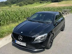 Schwarz Gebraucht 2017 Mercedes CLA180 Shooting Brake Urban Kombi | 13.900 € (Guter Preis)