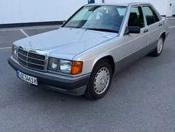 Grau Gebraucht 1990 Mercedes 190 Limousine | 6.400 €