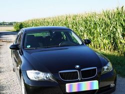 Schwarz Gebraucht 2005 BMW 320 Limousine | 3.690 € (Fairer Preis)