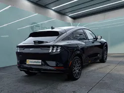 Schwarz Neu 2024 Ford Mustang Mach-E GT SUV | 68.799 € (Superpreis)