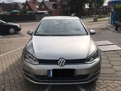Grau Gebraucht 2015 VW Golf VII Limousine | 11.300 € (Fairer Preis)