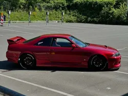 Rot Gebraucht 1993 Nissan Skyline S Coupé | 50.999 €