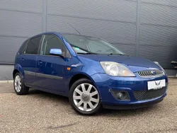 Blau Gebraucht 2008 Ford Fiesta Ghia Kleinwagen | 2.980 € (Fairer Preis)