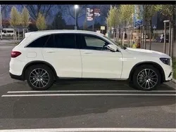 Weiß Gebraucht 2018 Mercedes GLC250 AMG line SUV | 32.700 € (Fairer Preis)
