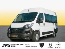 Weiss Gebraucht 2023 Opel Movano Van | 51.980 €