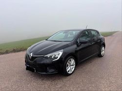 Schwarz Gebraucht 2021 Renault Clio V Zen Limousine | 9.900 € (Guter Preis)