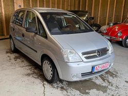 Silber Gebraucht 2004 Opel Meriva Van / Kleinbus | 1.900 € (Fairer Preis)