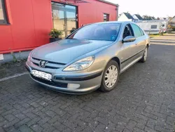 Peugeot 607