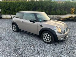 Grau Gebraucht 2012 Mini ONE Kleinwagen | 5.900 € (Fairer Preis)