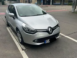 Silber Gebraucht 2015 Renault Clio IV Dynamique Limousine | 5.000 € (Fairer Preis)