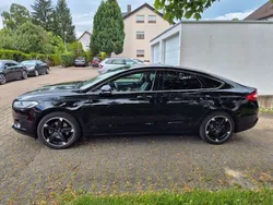 Schwarz Gebraucht 2016 Ford Mondeo Titanium Limousine | 16.500 € (Fairer Preis)